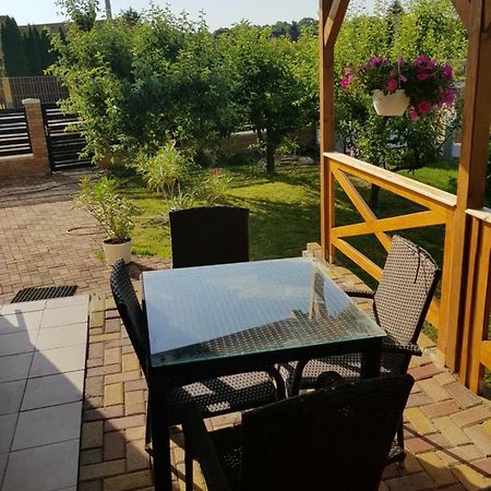 Pagrepe Apartman Balatonvilágos Esterno foto