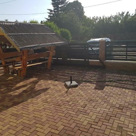 Pagrepe Apartman Balatonvilágos Esterno foto
