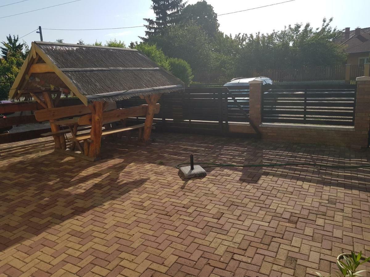 Pagrepe Apartman Balatonvilágos Esterno foto